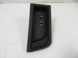 BMW 328xi F30 Trim, Center Console USB Aux-in Socket, Cover Panel 9207357 - £18.65 GBP