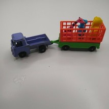 Vintage Miniature Diecast Zoo Animal Truck and Trailer by TootsieToy RARE - £63.79 GBP