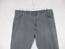 Wrangler Men&#39;s Jeans High Rise Straight Gray Size 44 x 30 - £21.12 GBP