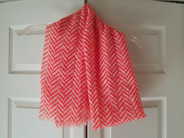 Old Navy Women&#39;s Coral Scarf One Size 100% Polyester Scarf (NWOT) - £7.74 GBP