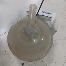 Radiator Overflow Coolant Reservoir Fits 20-23 Buick Encore GX - $937.56 MXN