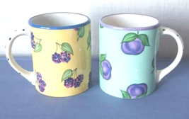 The Essex Collection Bois D&#39;Arc Tutti Frutti 2 Coffee Mug Cups Blackberry Plum - £22.20 GBP