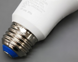 WiZ 603449 A19 White & Color Changing Wi-Fi Smart LED Light Bulb - 1 Pack image 4