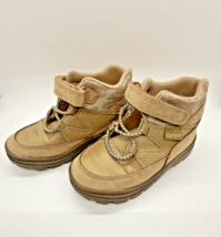 Carter&#39;s Kids boys toddler shoes size 8 M - Tan/khaki/camouflage  lightw... - $134.02 MXN