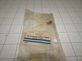 Wisconsin 31A2766 Clip OEM NOS - £12.92 GBP