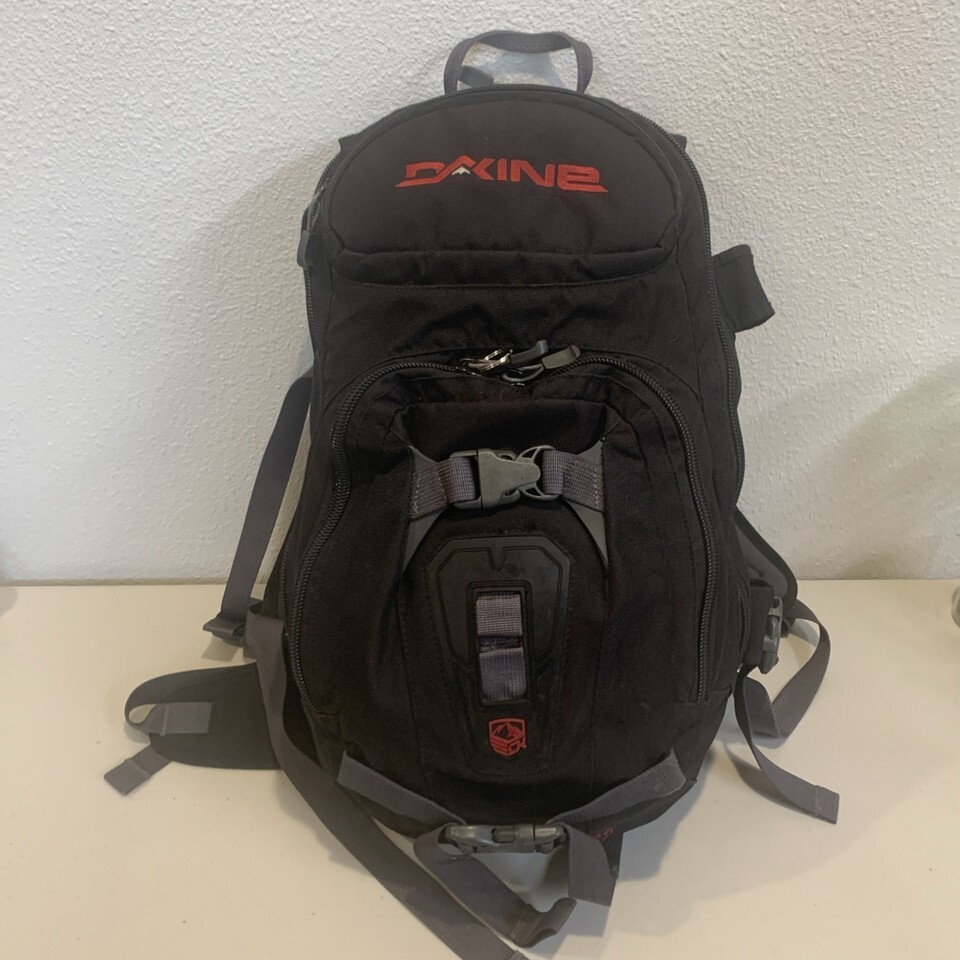 Dakine Heli Pro Ski Rucksack Black Backpack 20L - $39.00 Dakine Heli Pro Ski Rucksack Black Backpack 20L - $39.00