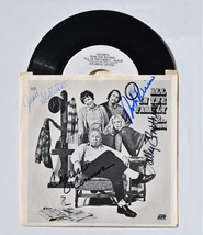 ALL IN THE FAMILY Cast Signed Record X4 – Carol O’Connor, Jean Stapleton, Sally  - £629.23 GBP