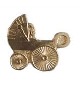 Baby in a pram Pin Badge - €3,67 EUR
