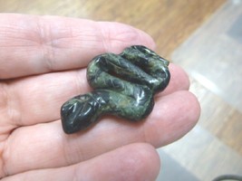 (Y-SNAK-FL-558) Green Black SNAKE SIDEWINDER carving FIGURINE GEMSTONE r... - $14.01
