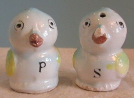 Vintage WHITE CHICKS BABY BIRDS 2&quot;   Salt &amp; Pepper Shaker Set~White~ - £12.94 GBP