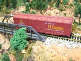 HO Scale: Tyco ATSF El Capitan Box Car; Vintage Model Railroad Train - R... - £11.91 GBP