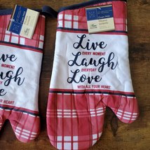 Kitchen Oven Mitts, Red White Blue, Live Laugh Love, Gingham, July 4th decor image 2