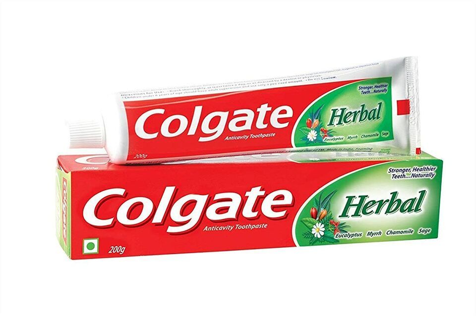 Primary image for Colgate Herbal Toothpaste, Goodness of Natural Ingredients - 200g (Pack of 1)