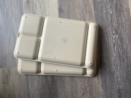 Tupperware Cafeteria Serving Divided Trays Set 2 Vintage 1535-1 Camping ... - £7.74 GBP