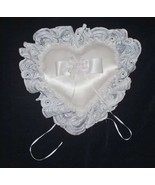 Organza Flower Heart Shaped Ring Bearer Wedding Pillow - €16,44 EUR