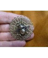 (B-bee-120) Bumble bee honey bees round filigree brass pin pendant Brooc... - $352.53 MXN