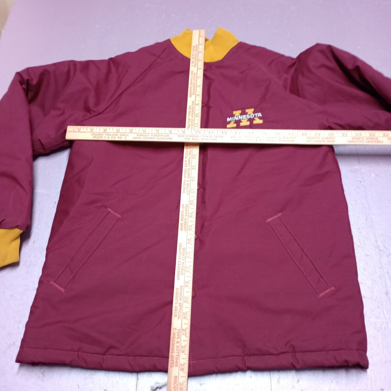 Primary image for VTG Minnesota Gophers Jacket Men Small Maroon Quilted Snap Bomber NCAA USA Made