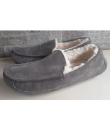 UGG Mens Slippers 9 Ascot Gray Suede Slip On Shearling Lined Moccasin K - $522.82 MXN