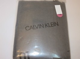 Calvin Klein Series 1 Wool Light Grey king Blanket NIP - £151.04 GBP