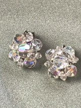 Vintage Clear Aurora Borealis Flower Custer Bead Silvertone Clip Earrings – 0.75 - £7.58 GBP