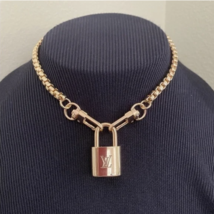 New Louis Vuitton Gold-Tone Lock with 16&quot; Box Link Chain Choker Necklace - £71.14 GBP