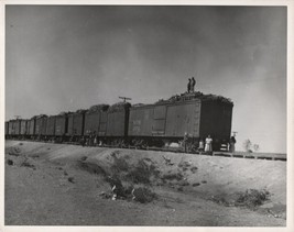 Railway Open Top Boxcar Men And Women Child Location Unknown 8 x 10 Photo - $5.99
