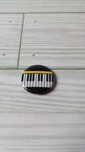 Vintage American Girl Grin Pin Piano Pleasant Company - £3.10 GBP