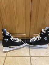 CCM Ultra 100 Junior Ice Hockey Skates Size 11 - $39.35