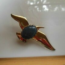 Vintage Gold-tone Flying Bird Blue Stone Brooch/Pin - $13.85