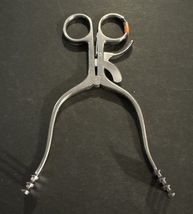 Stainless Steel Surgical Retractor H 203 88 Surgical Instrument - €10,33 EUR Stainless Steel Surgical Retractor H 203 88 Surgical Instrument - €10,33 EUR