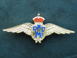 ROYAL AIR FORCE RAF WINGS LAPEL PIN BADGE 3.2 INCHES - $7.54