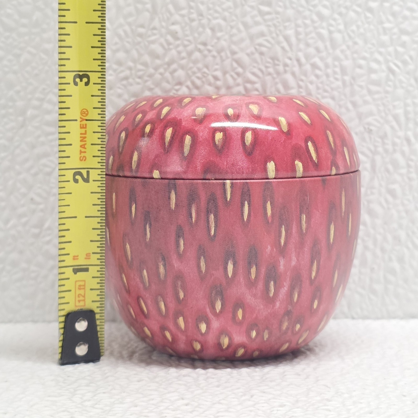 Elite Gift Boxes Metal Fruit Tin Strawberry Lidded Box by Gale Pitt Item image 11