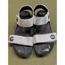 Therafit H60419B/White Silver Strappy Sandal Womens Size 10.5-11 - $932.02 MXN