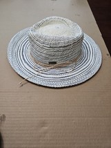 Sunday Afternoons Womens White/Gray Caribbean Hat Size S/M NWT  - $34.60