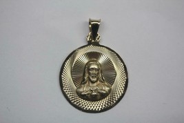 Fine 14K Yellow Gold Round Sacred Heart of Jesus Corazon de Jesus Pendant Charm - £122.94 GBP