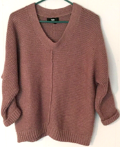 Mossimo sweater size S women v-neck pinkish 3/4 sleeves - £6.00 GBP