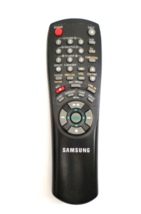 Genuine Samsung NR-4834 AC64-50998A TV/VCR Remote Control OEM with Battery Cover - £6.30 GBP