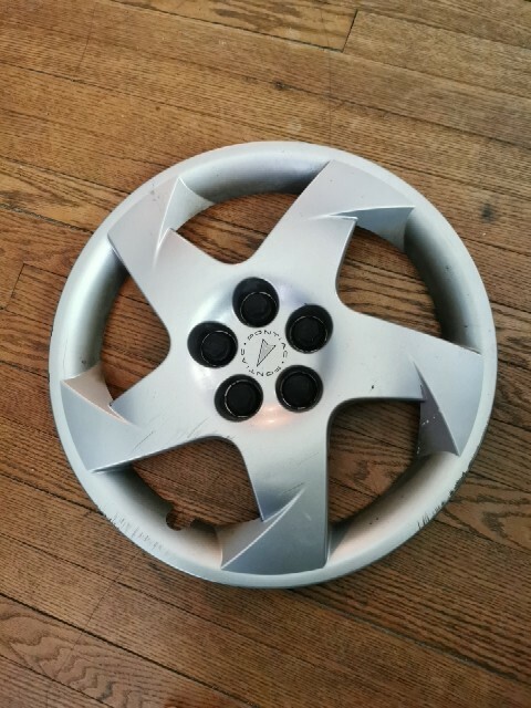 ** Pontiac Vibe Hubcap Wheel Cover Hub Cap 03 04 05 06 2007 2008 2009 20... - $47.49