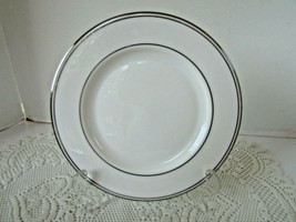 LENOX CLASSICS COLLECTION FEDERAL PLATINUM SALAD PLATE WHITE SILVER USA 8&quot; - $109.20 MXN