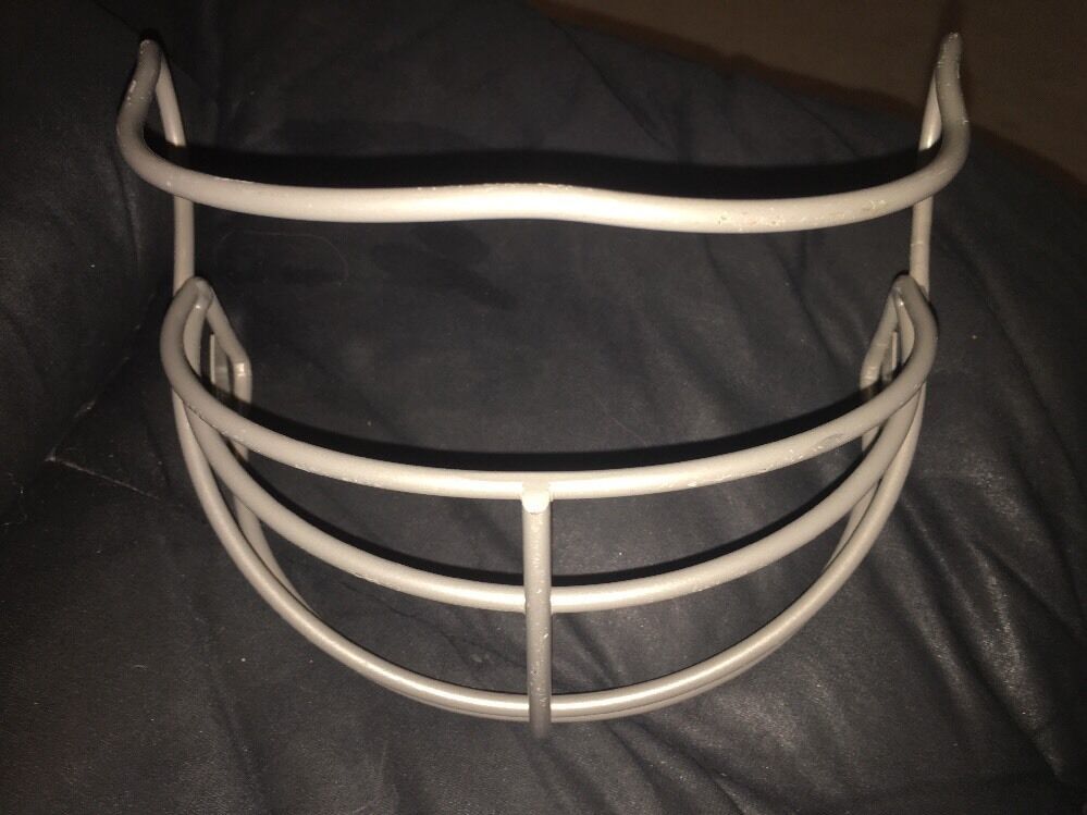 Easton Sku# 1967814 Face Mask - $24.74