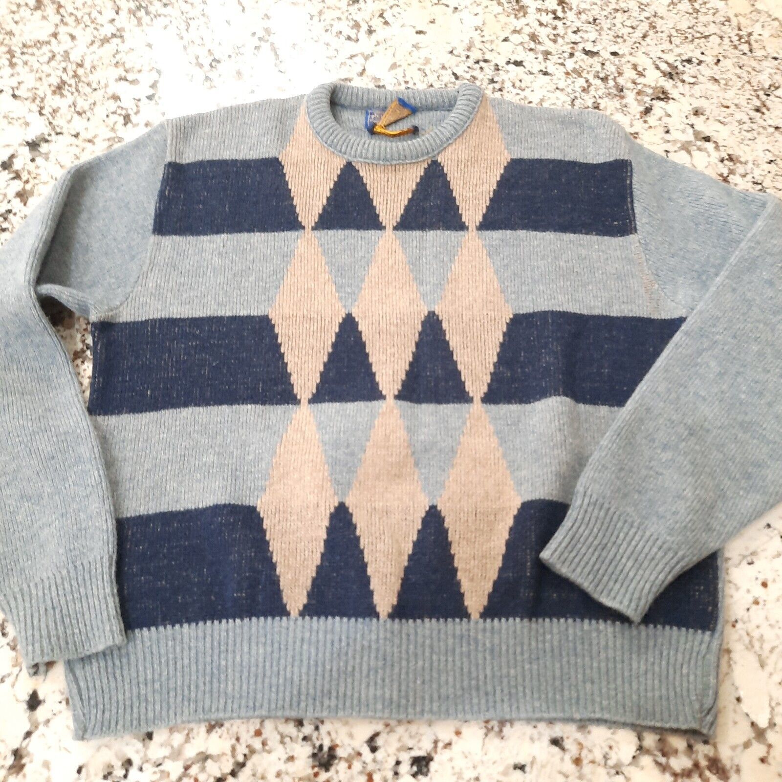 Vintage Pendleton Sweater Men&#39;s size Medium small Blue Diamond argyle Wo... - $27.00