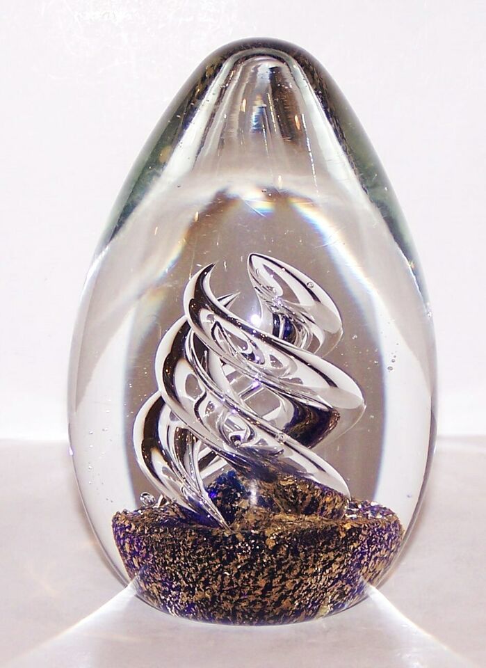 LOVELY ART GLASS CLEAR COBALT BLUE GOLD AVENTURINE SWIRL BUBBLE EGG PAPE... - $38.60