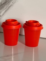 Orange Tupperware Personal Mini Salt &amp; Pepper Shakers 2-oz Kitchen Trave... - £8.72 GBP