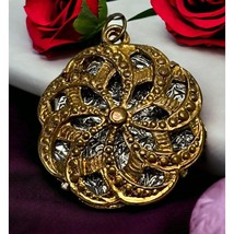 Vintage Floral Lattice Pendant Gold Silver Tone Charm - £13.35 GBP