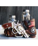 Western Star Cowboy Gun Faux Leather Holster Salt Pepper Shakers Holder Set - $492.62 MXN