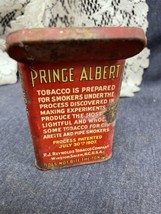 Vintage Prince Albert Crimp Cut Pocket Tobacco Tin Made USA Empty - £5.41 GBP