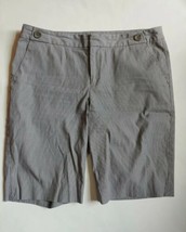 Banana Republic Bermuda Shorts Womens Size 8 Flat Front Gray Pinstripe Stretch - £17.40 GBP