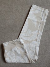 Chicos So Slimming Cropped Capri Pants Womens Size 0 Small 4 Beige Leaves Patter - £18.55 GBP