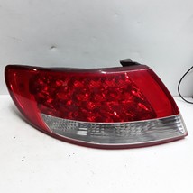 06 07 08 09 Hyundai Azera left drivers outer tail light assembly two bulbs OEM - £62.01 GBP
