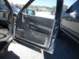 DAKOTA    2002 Front Door Trim Panel 1613036 - $280.48